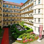 & Zarenhof Prenzlauer Berg