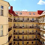 & Zarenhof Prenzlauer Berg