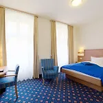 & Zarenhof Prenzlauer Berg Hotel