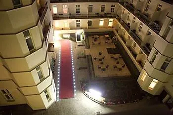Hotel & Zarenhof Prenzlauer Berg 3*