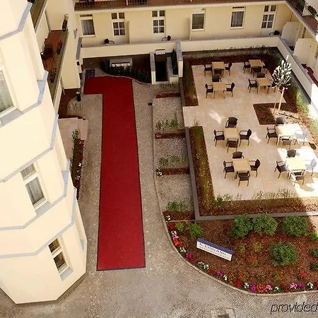 & Zarenhof Prenzlauer Berg