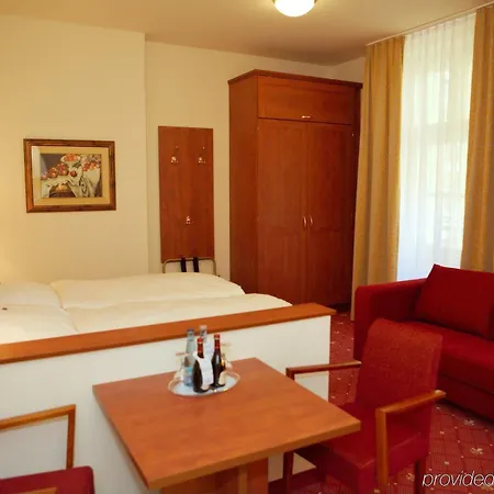 & Zarenhof Prenzlauer Berg Отель