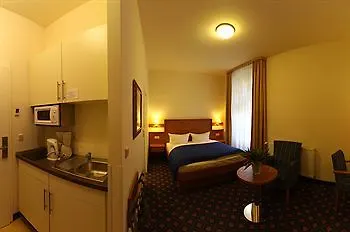 & Zarenhof Prenzlauer Berg Hotel 3*