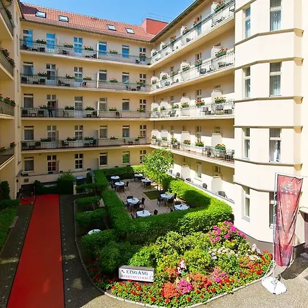 & Zarenhof Prenzlauer Berg