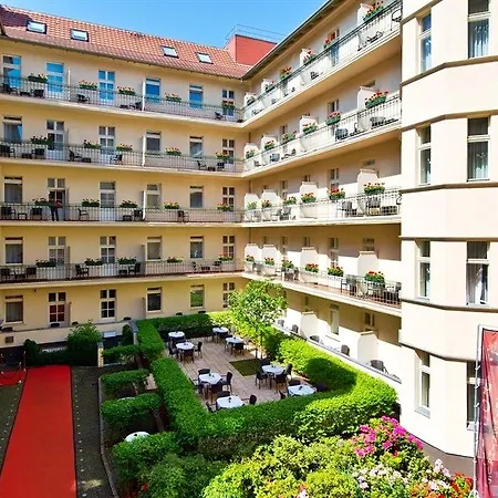 Hotel & Zarenhof Prenzlauer Berg