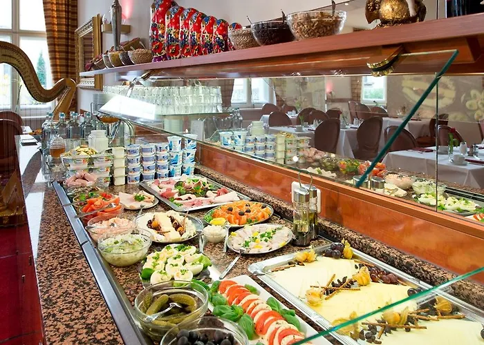 وشقق زارينهوف برينزالور بيرغ فندق 3*