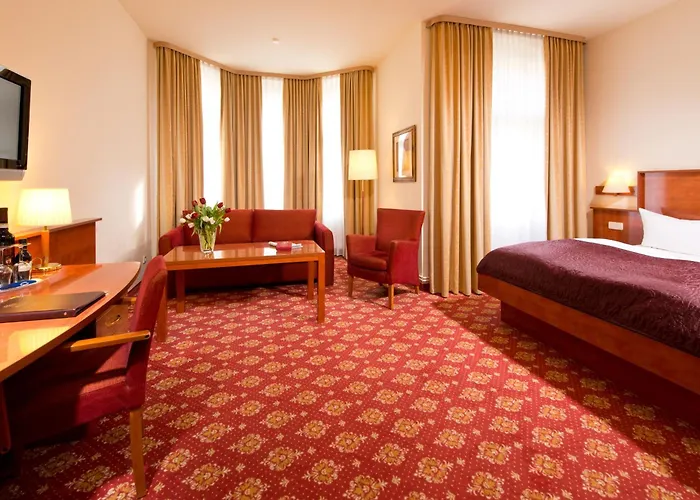 وشقق زارينهوف برينزالور بيرغ