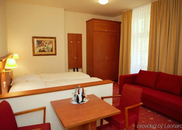 وشقق زارينهوف برينزالور بيرغ فندق